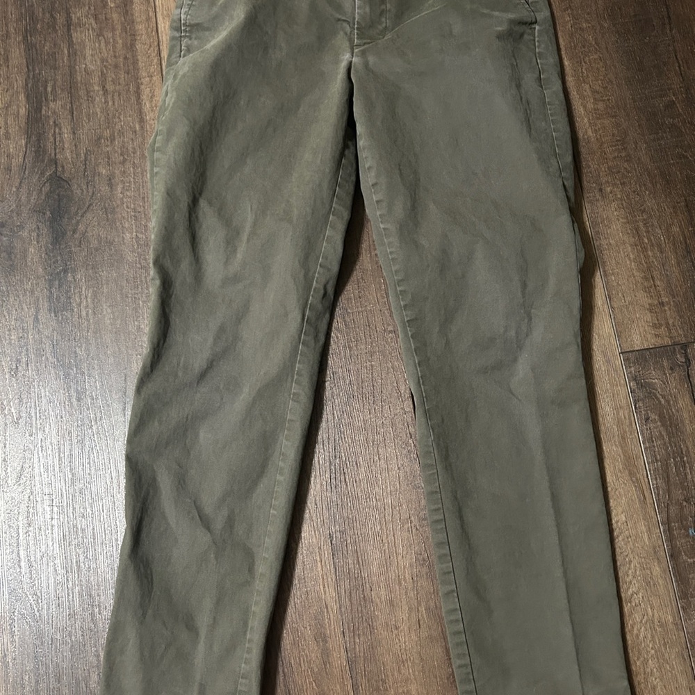 Tommy Hilfiger Olive Green Chino Pants - Size 6 - Classic Fit